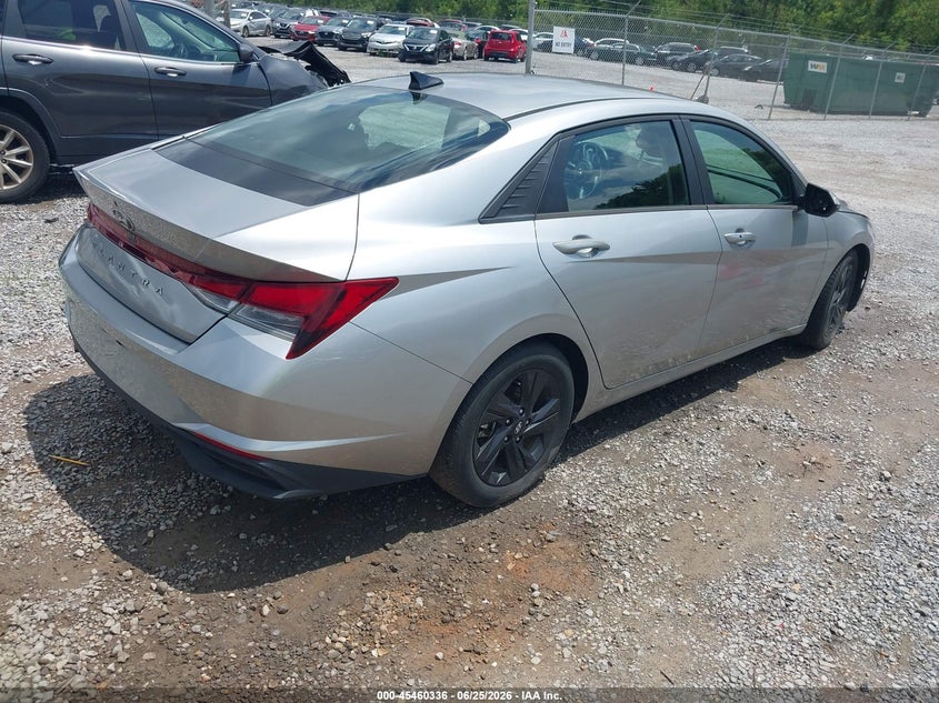 2021 Hyundai Elantra VIN 5NPLS4AG8MH040278 IAAI salvage auction — WATER/FLOOD, Junking Certificate (Mississippi), sold $3,000 on 2026-08-01 (photo 4)