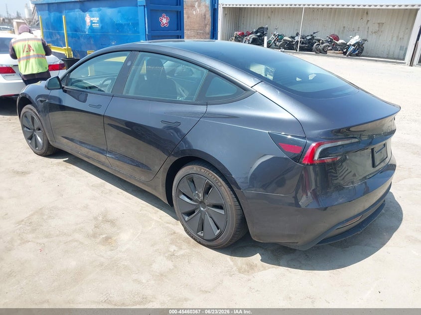 2025 Tesla Model 3 VIN 5YJ3E1EA4SF055416 IAAI salvage auction — SIDE, Salvage (California), sold $11,100 on 2026-07-30 (photo 3)