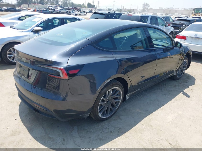 2025 Tesla Model 3 VIN 5YJ3E1EA4SF055416 IAAI salvage auction — SIDE, Salvage (California), sold $11,100 on 2026-07-30 (photo 4)