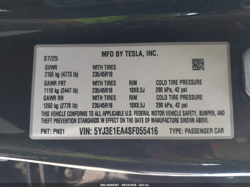 2025 Tesla Model 3 VIN 5YJ3E1EA4SF055416 IAAI salvage auction — SIDE, Salvage (California), sold $11,100 on 2026-07-30 (photo 9)