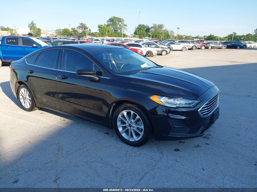 2020 Ford Fusion VIN 3FA6P0LU4LR264305 — IAAI salvage auction photo