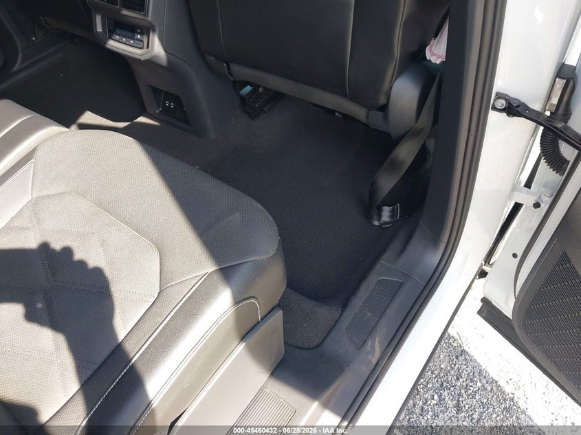 2024 Volkswagen Atlas VIN 1V2HR2CA4RC538798 IAAI salvage auction — RIGHT FRONT, Salvage - Greater Than 75% (Maryland), sold $7,750 on 2026-08-01 (photo 8)