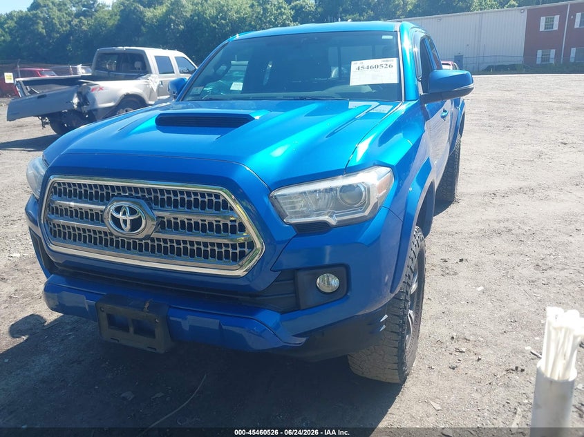 2016 Toyota Tacoma VIN 5TFSZ5ANXGX040755 IAAI salvage auction — RIGHT REAR, Clear (Massachusetts), sold $13,600 on 2026-07-07 (photo 2)