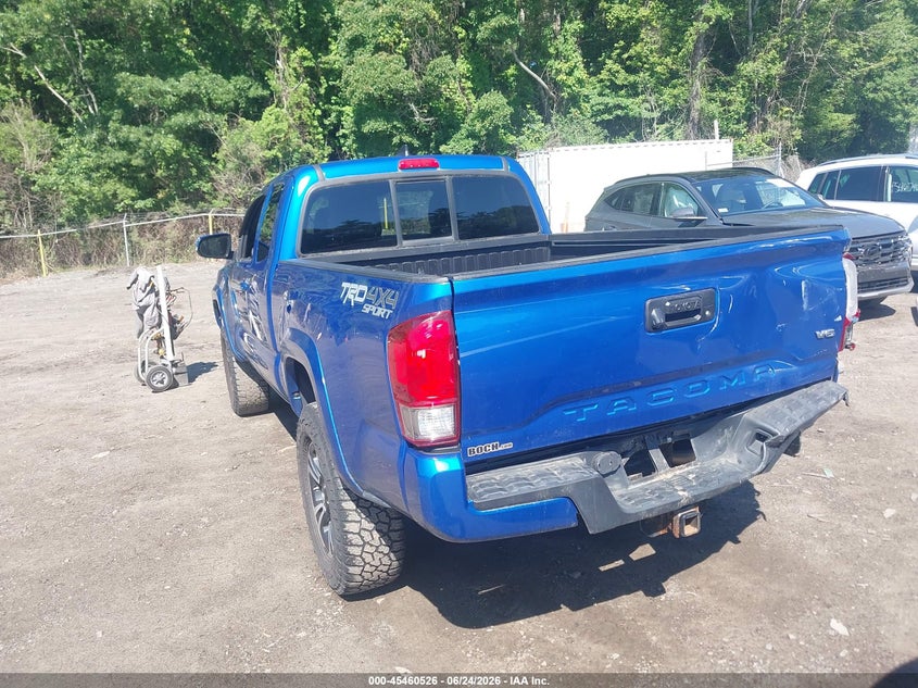 2016 Toyota Tacoma VIN 5TFSZ5ANXGX040755 IAAI salvage auction — RIGHT REAR, Clear (Massachusetts), sold $13,600 on 2026-07-07 (photo 3)