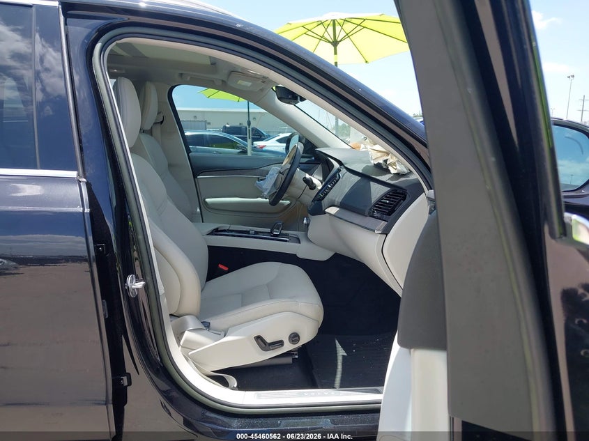2023 Volvo Xc90 VIN YV4062PN5P1903788 IAAI salvage auction — FRONT END, Salvage Title, sold $10,500 on 2026-08-17 (photo 5)