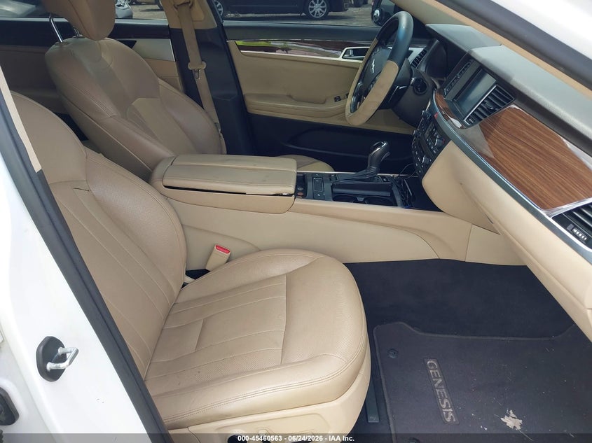 2016 Hyundai Genesis VIN KMHGN4JE7GU115615 IAAI salvage auction — NORMAL WEAR, Clear (Illinois), sold $1,250 on 2026-07-29 (photo 5)