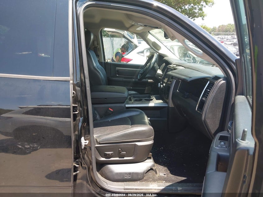 2014 Ram 1500 VIN 1C6RR7UT6ES369863 IAAI salvage auction — LEFT & RIGHT, Salvage Title, sold $850 on 2026-07-18 (photo 5)