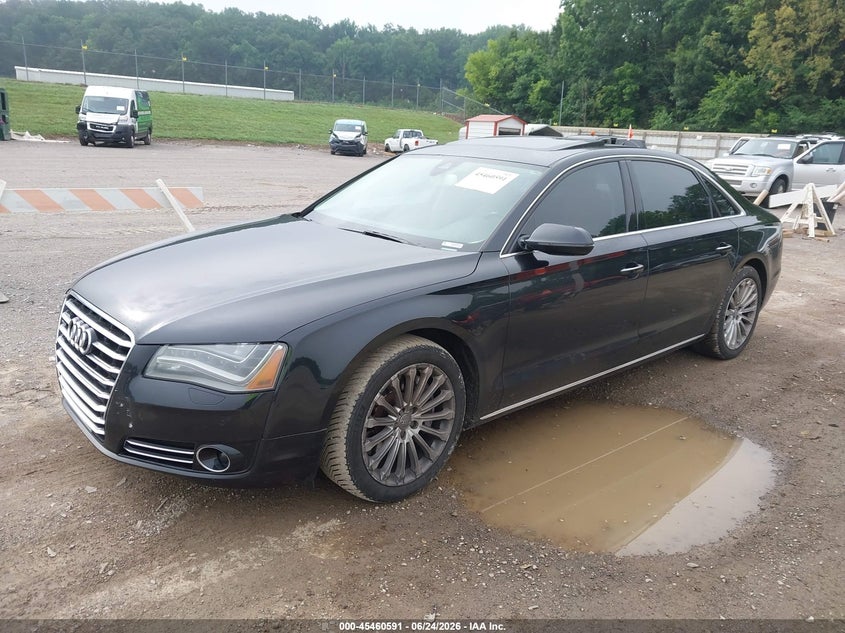 2013 Audi A8 VIN WAUR2AFD6DN019207 IAAI salvage auction — RIGHT SIDE, Clear (Tennessee), sold $2,500 on 2026-07-24 (photo 2)