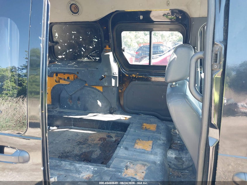 2013 Ford Transit VIN NM0KS9CN1DT128697 IAAI salvage auction — NORMAL WEAR, Clear (Virginia), sold $475 on 2026-07-30 (photo 8)
