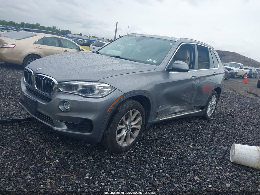 2014 BMW X5 VIN 5UXKR0C50E0K43724 IAAI salvage auction — LEFT SIDE, Salvage (Arizona), sold $4,200 on 2026-07-14 (photo 2)