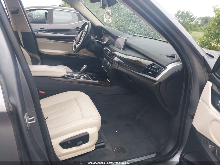 2014 BMW X5 VIN 5UXKR0C50E0K43724 IAAI salvage auction — LEFT SIDE, Salvage (Arizona), sold $4,200 on 2026-07-14 (photo 5)