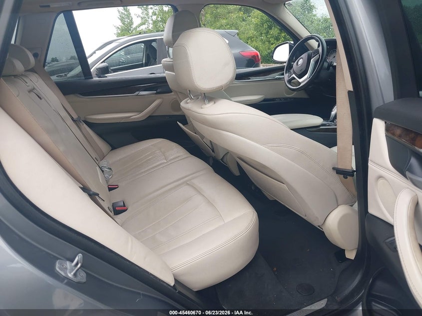 2014 BMW X5 VIN 5UXKR0C50E0K43724 IAAI salvage auction — LEFT SIDE, Salvage (Arizona), sold $4,200 on 2026-07-14 (photo 8)