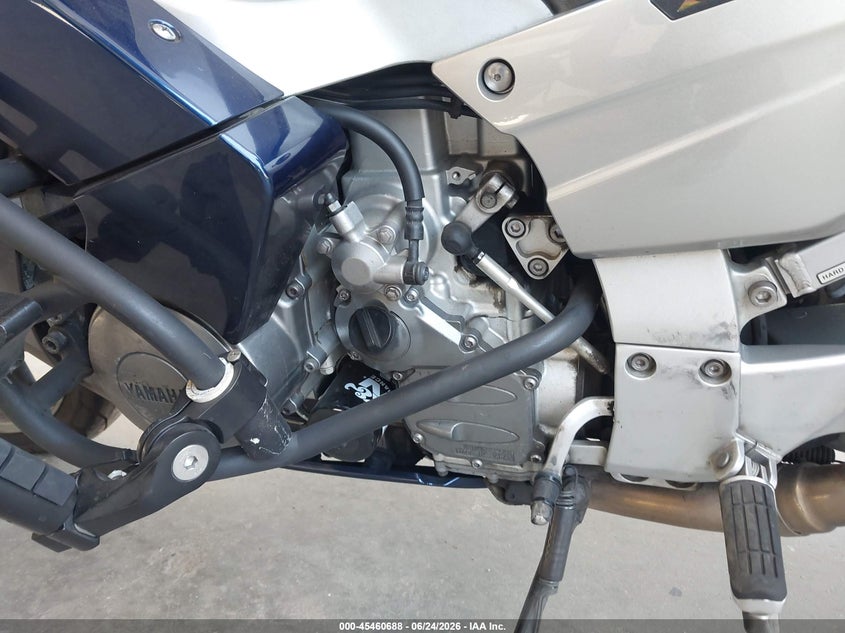 2012 Yamaha Fjr 1300 VIN JYARP15Y9CA001391 IAAI salvage auction — NORMAL WEAR, Clear - Dealer Only (California), sold $1,975 on 2026-07-15 (photo 9)