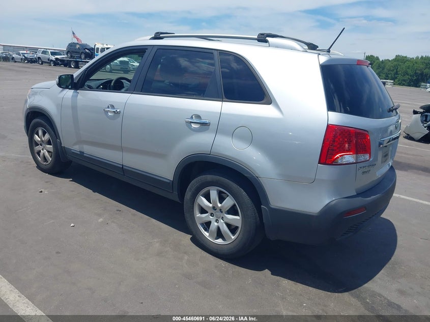 2013 Kia Sorento VIN 5XYKT4A20DG326999 IAAI salvage auction — NORMAL WEAR, Clear (North Carolina), sold $700 on 2026-07-08 (photo 3)