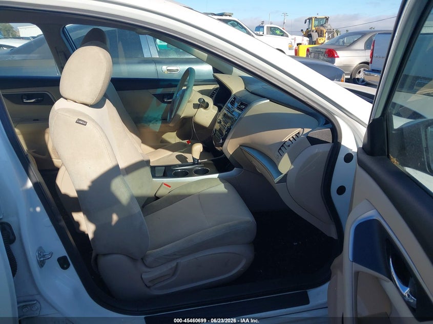 2015 Nissan Altima VIN 1N4AL3AP1FC235402 IAAI salvage auction — NORMAL WEAR, Clear - Dealer Only (California), sold $750 on 2026-07-09 (photo 5)