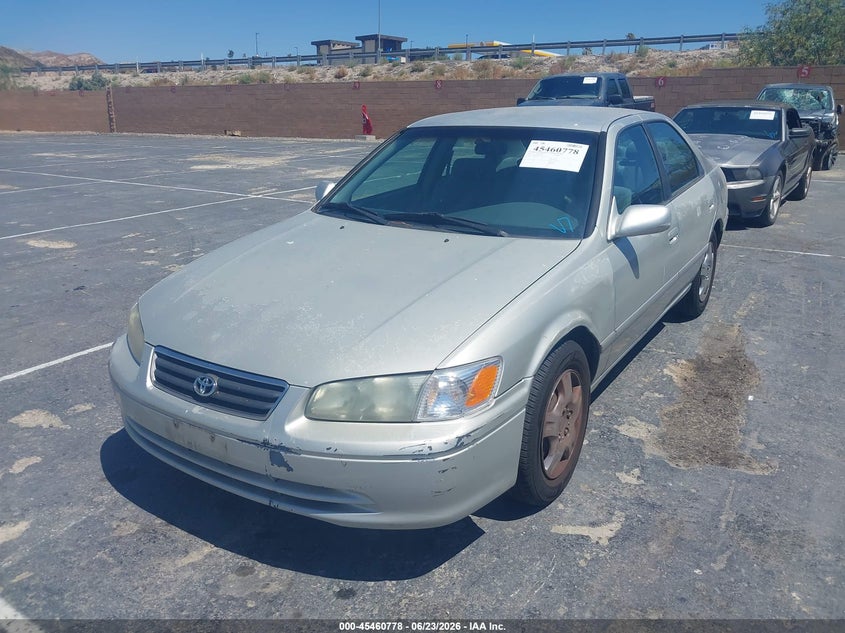 2000 Toyota Camry VIN JT2BG22K4Y0440001 IAAI salvage auction — FRONT END, Clear - Dealer Only (California), sold $425 on 2026-07-15 (photo 2)