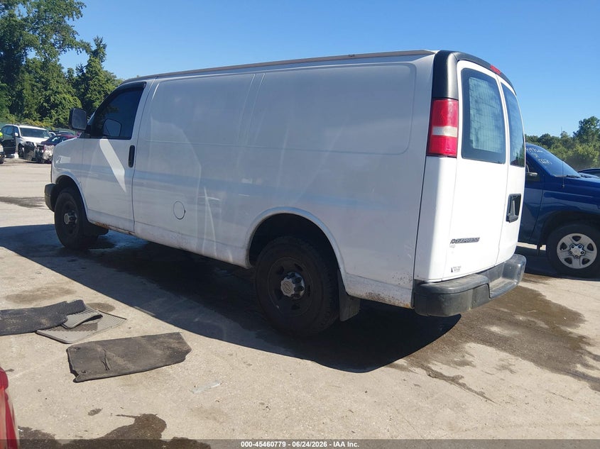 2007 Chevrolet Express 2500 VIN 1GCGG25V371103511 IAAI salvage auction — FRONT & REAR, Salvage - Greater Than 75% (Maryland), sold $375 on 2026-07-18 (photo 3)