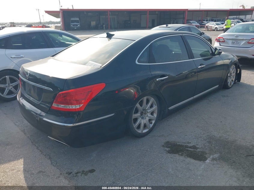 2013 Hyundai Equus VIN KMHGH4JH8DU066504 IAAI salvage auction — NORMAL WEAR, Clear (Georgia), sold $500 on 2026-07-29 (photo 4)