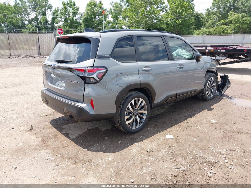 2025 Subaru Forester VIN JF2SLDTC3SH588396 IAAI salvage auction — FRONT END, Salvage Title, sold $8,250 on 2026-10-08 (photo 4)