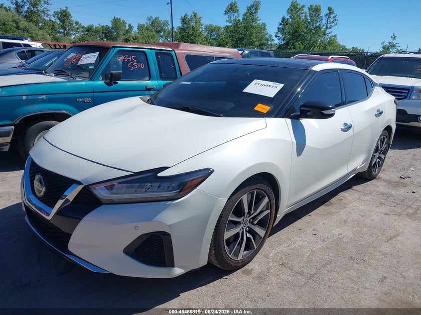 2019 Nissan Maxima VIN 1N4AA6AV0KC366868 IAAI salvage auction — HAIL, Salvage Title, sold $7,550 on 2026-08-11 (photo 2)
