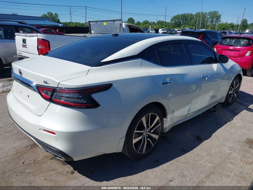 2019 Nissan Maxima VIN 1N4AA6AV0KC366868 IAAI salvage auction — HAIL, Salvage Title, sold $7,550 on 2026-08-11 (photo 4)