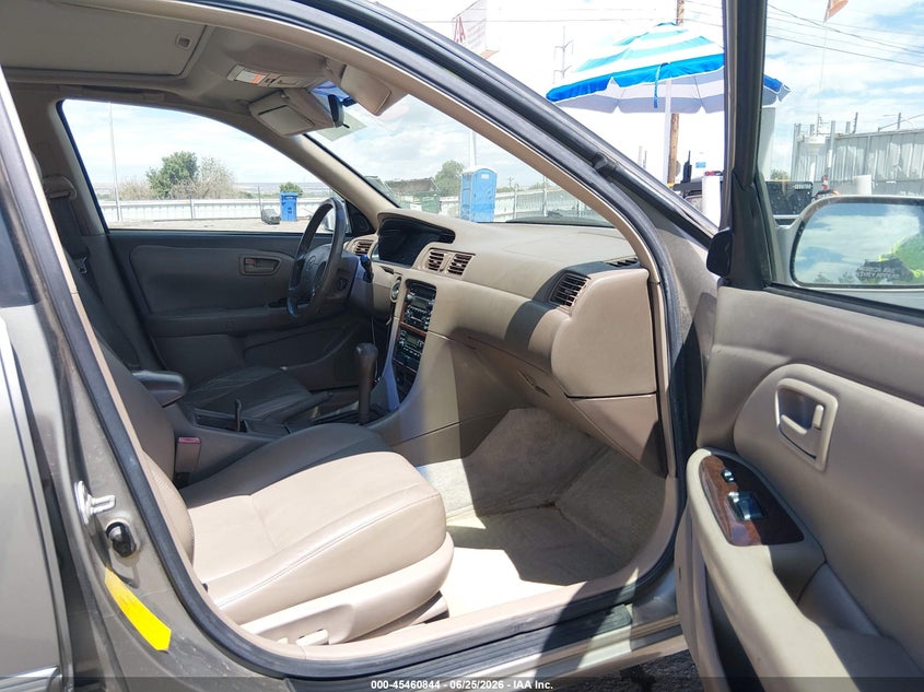 2001 Toyota Camry VIN JT2BF28K810329144 IAAI salvage auction — NORMAL WEAR, Clear (New Mexico), sold $775 on 2026-07-06 (photo 5)