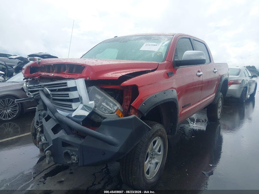 2018 Toyota Tundra VIN 5TFHW5F13JX733795 IAAI salvage auction — FRONT END, Salvage Title, sold $8,200 on 2026-07-29 (photo 2)