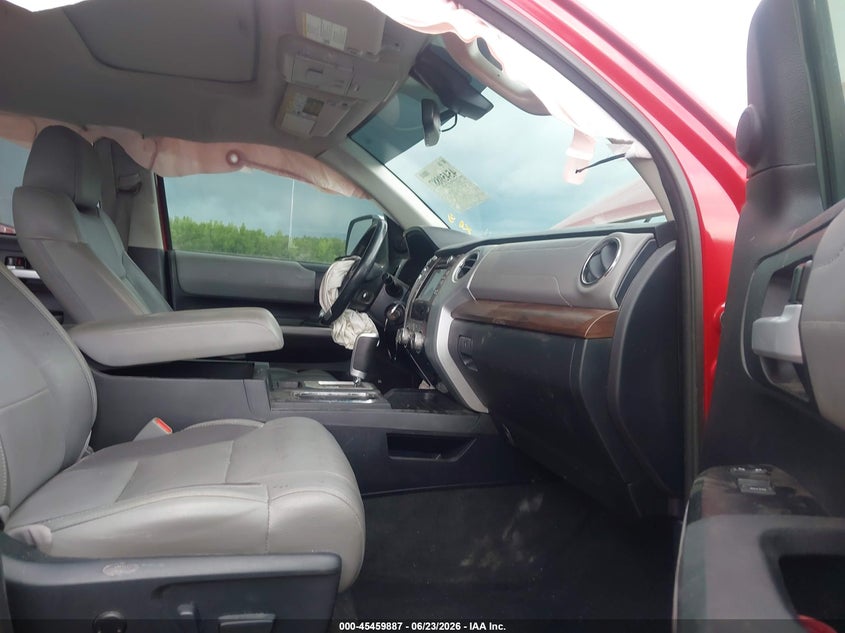 2018 Toyota Tundra VIN 5TFHW5F13JX733795 IAAI salvage auction — FRONT END, Salvage Title, sold $8,200 on 2026-07-29 (photo 5)