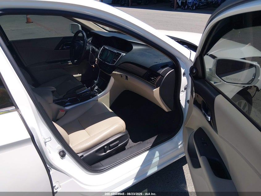 2017 Honda Accord VIN JHMCR6F57HC014382 IAAI salvage auction — FRONT END, Salvage Title, sold $3,575 on 2026-07-29 (photo 5)