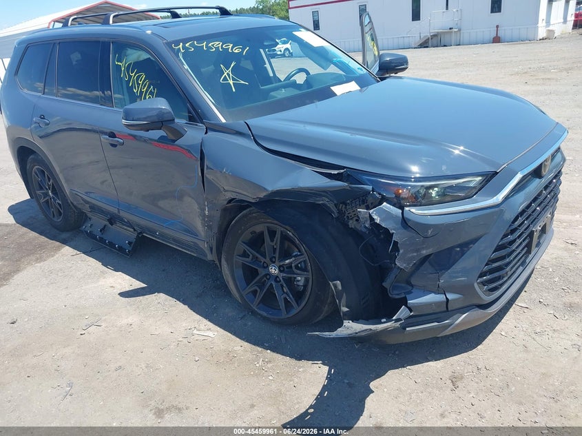 2024 Toyota Highlander VIN 5TDAAAB54RS030841 IAAI salvage auction — RIGHT FRONT, Salvage Title, sold $21,800 on 2026-07-28 (photo 6)