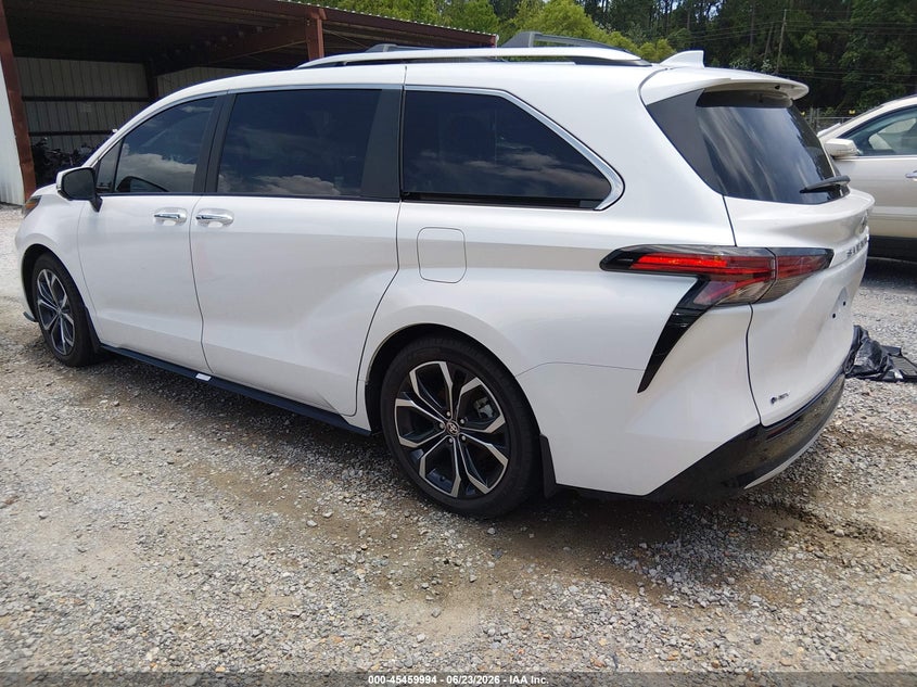 2025 Toyota Sienna VIN 5TDERKECXSS254101 IAAI salvage auction — WATER/FLOOD, Salvage Title, sold $21,000 on 2026-08-21 (photo 3)