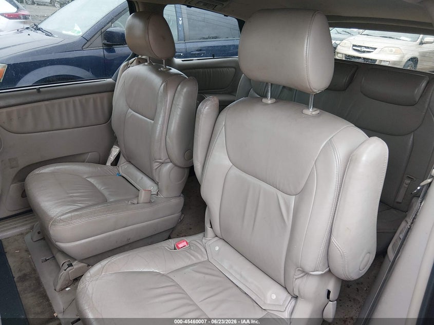 2006 Toyota Sienna VIN 5TDBA22C96S064097 IAAI salvage auction — NORMAL WEAR, Clear (Virginia), sold $1,225 on 2026-07-20 (photo 8)