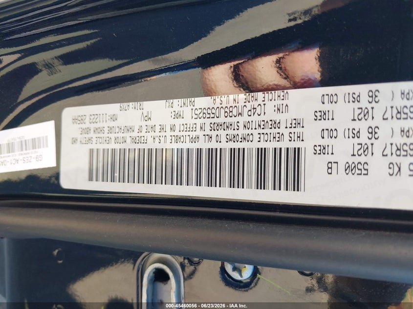 2018 Jeep Cherokee VIN 1C4PJMCB9JD559251 IAAI salvage auction — NORMAL WEAR, Sf97 (New York), sold $25 on 2026-07-23 (photo 9)