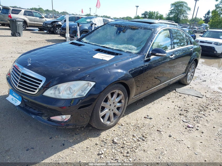 2008 Mercedes-benz S class VIN WDDNG86X58A181211 IAAI salvage auction — HAIL, Salvage (Illinois), sold $550 on 2026-08-18 (photo 2)