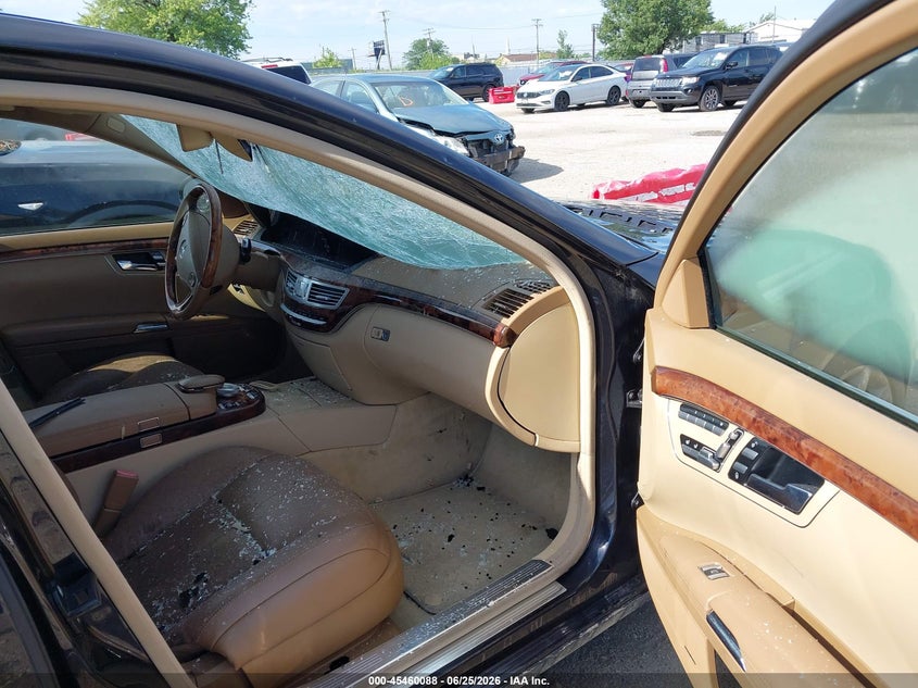 2008 Mercedes-benz S class VIN WDDNG86X58A181211 IAAI salvage auction — HAIL, Salvage (Illinois), sold $550 on 2026-08-18 (photo 5)