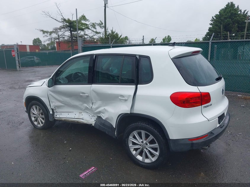 2014 Volkswagen Tiguan VIN WVGAV3AX9EW621286 IAAI salvage auction — SIDE, Salvage Title, sold $1,700 on 2026-08-10 (photo 3)