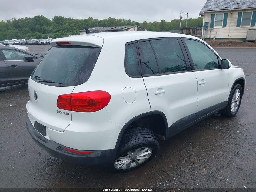 2014 Volkswagen Tiguan VIN WVGAV3AX9EW621286 IAAI salvage auction — SIDE, Salvage Title, sold $1,700 on 2026-08-10 (photo 4)