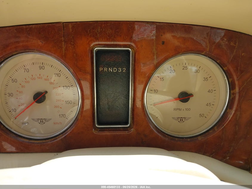2000 Bentley Arnage VIN SCBLC31E2YCX05170 IAAI salvage auction — NORMAL WEAR, Clear (Alabama), sold $5,250 on 2026-08-06 (photo 7)