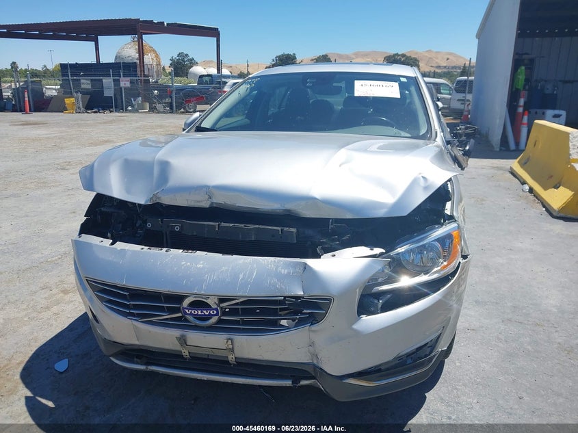 2018 Volvo VIN LYV402HK6JB171293 IAAI salvage auction — FRONT END, Salvage Title, sold $1,750 on 2026-07-23 (photo 6)