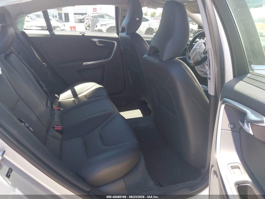 2018 Volvo VIN LYV402HK6JB171293 IAAI salvage auction — FRONT END, Salvage Title, sold $1,750 on 2026-07-23 (photo 8)