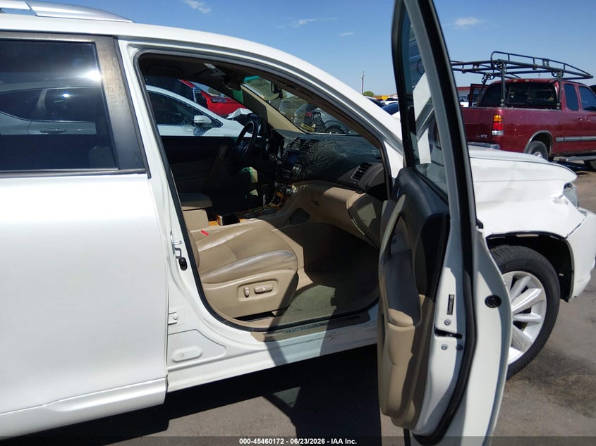 2008 Toyota Highlander hybrid VIN JTEEW44A282006375 IAAI salvage auction — RIGHT FRONT, Salvage (Arizona), sold $1,450 on 2026-07-16 (photo 5)