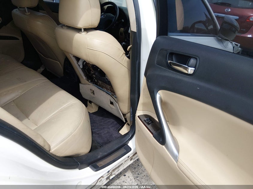 2006 Lexus Is 350 VIN JTHBE262765004717 IAAI salvage auction — NORMAL WEAR, Rebuilt-Non-Public (Washington), sold $400 on 2026-07-29 (photo 8)