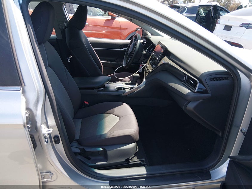 2021 Toyota Camry VIN 4T1C11AK1MU549149 IAAI salvage auction — NORMAL WEAR, Salvage (California), sold $3,350 on 2026-07-09 (photo 5)
