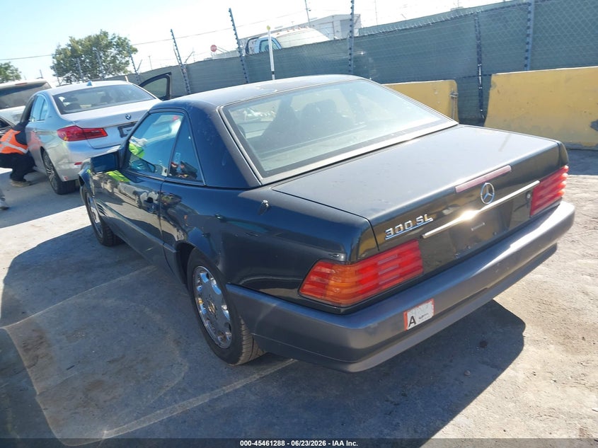 1992 Mercedes-benz 300 VIN WDBFA61E4NF042405 IAAI salvage auction — NORMAL WEAR, Clear - Dealer Only (California), sold $1,050 on 2026-07-30 (photo 3)