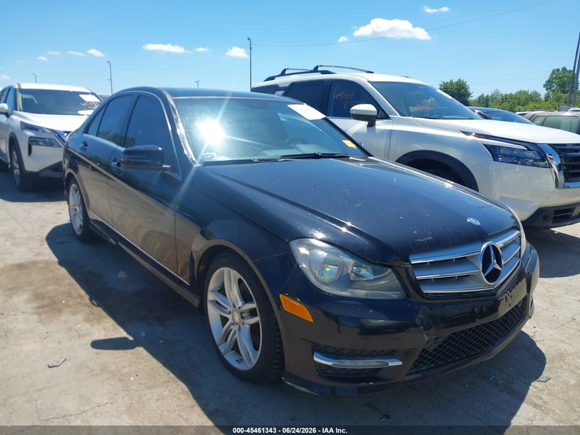 2012 Mercedes-benz C-klasse VIN WDDGF8BB0CR203275 IAAI salvage auction — NORMAL WEAR, Original (Ohio), sold $1,350 on 2026-07-07 (photo 1)
