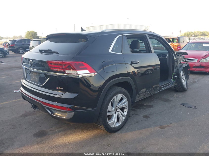2020 Volkswagen Atlas cross sport VIN 1V2ME2CA8LC208101 IAAI salvage auction — FRONT END, Salvage (Utah), sold $4,000 on 2026-07-10 (photo 4)