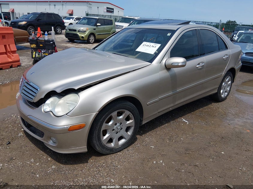 2005 Mercedes-benz C-klasse VIN WDBRF61J75F679154 IAAI salvage auction — FRONT END, Salvage (Kansas), sold $425 on 2026-08-21 (photo 2)