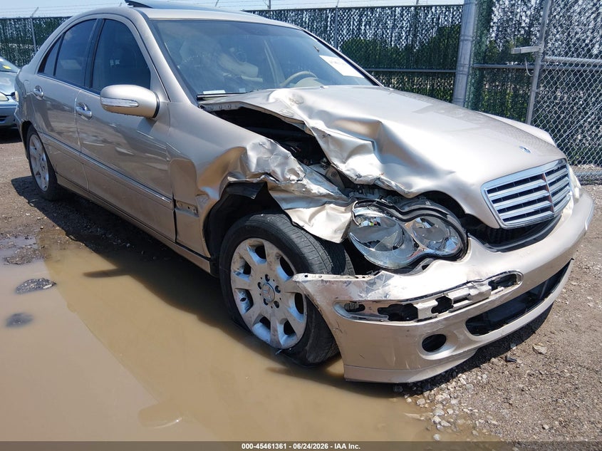 2005 Mercedes-benz C-klasse VIN WDBRF61J75F679154 IAAI salvage auction — FRONT END, Salvage (Kansas), sold $425 on 2026-08-21 (photo 6)
