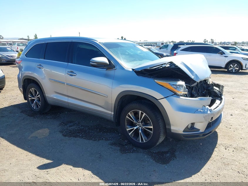 2016 Toyota Highlander VIN 5TDKKRFH8GS505070 IAAI salvage auction — FRONT END, Salvage Title - Dealer (California), sold $8,000 on 2026-07-20 (photo 1)