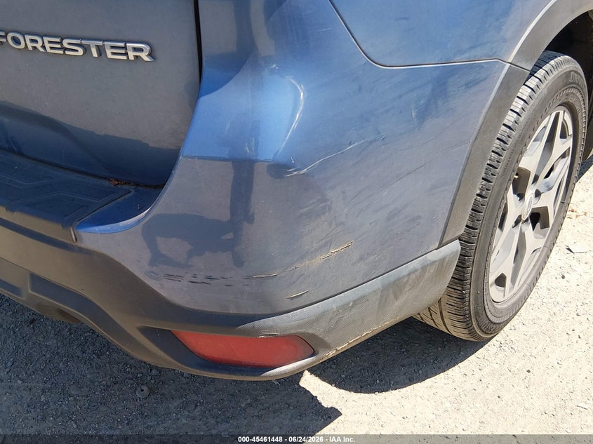 2019 Subaru Forester VIN JF2SKAGC9KH524679 IAAI salvage auction — NORMAL WEAR, Clear (Washington), sold $7,300 on 2026-07-08 (photo 6)